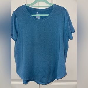 ALL IN MOTION WOMANS TEE size XXL